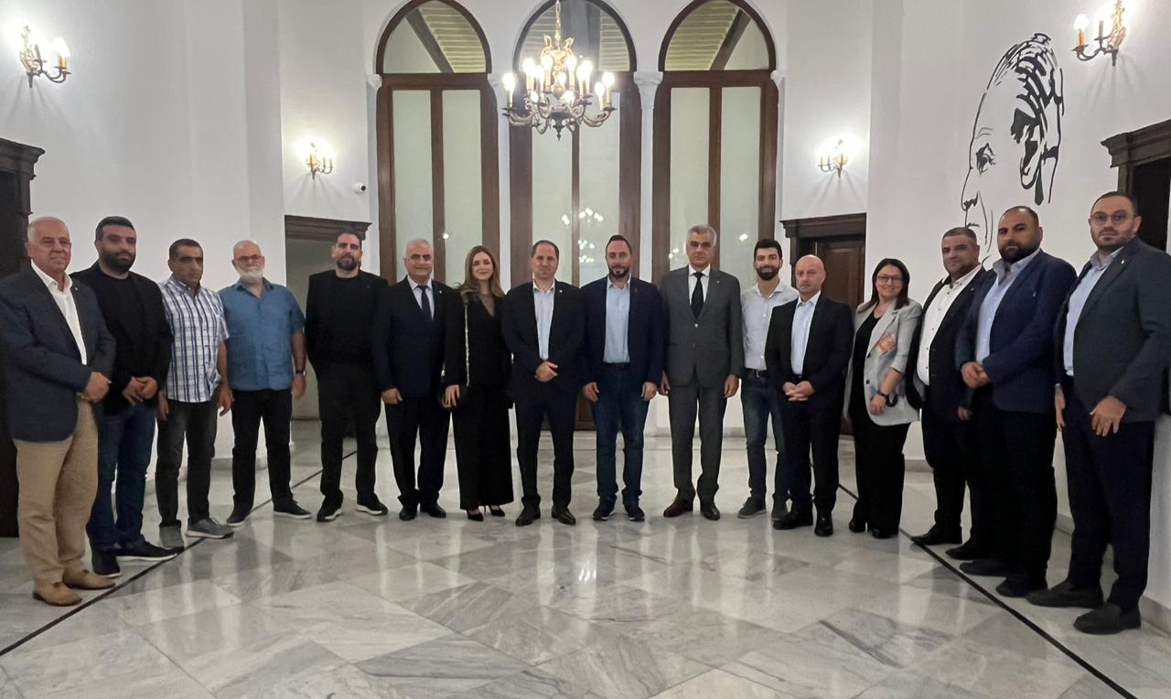 رئيس الكتائب يستقبل رئيس وأعضاء المجلس البلدي ومخاتير العقيبة